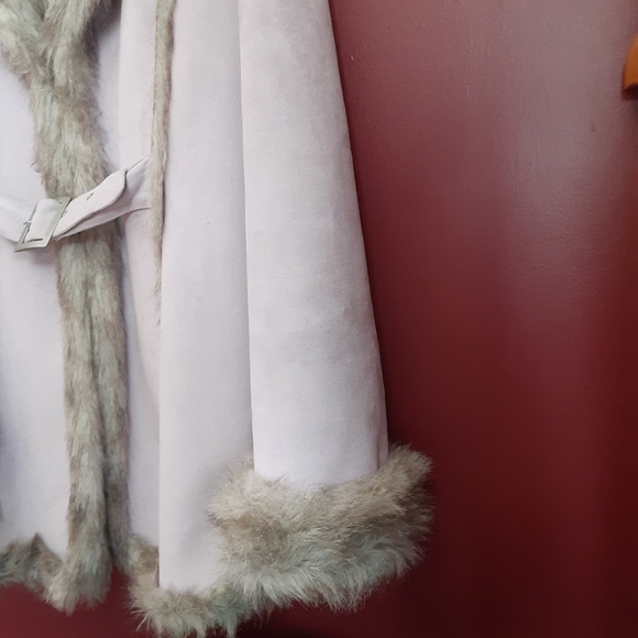 Light Purple Fur BEBE Coat - Picture 2 of 15